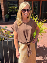Keyhole Favorite Tie Front Top - Brown