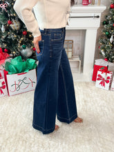 Beaming Palazzo Jean