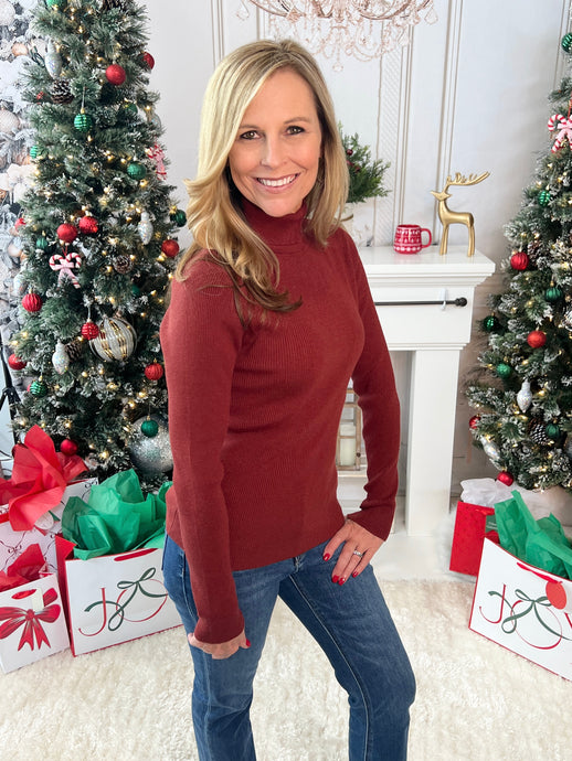 Ribbed Turtle Basic Top - Burgundy