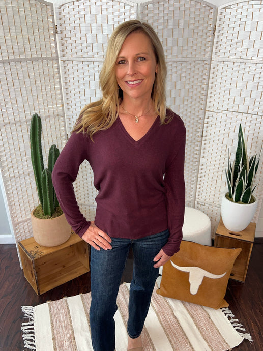 V-Neck Long Sleeve Shirring Top - Maroon