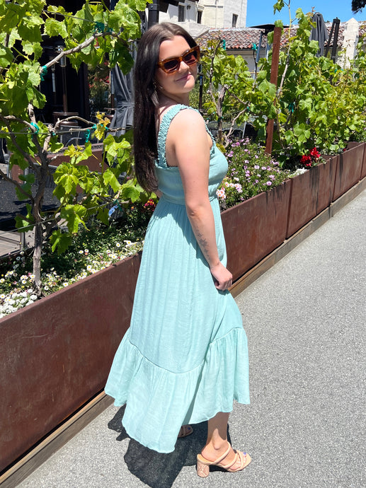 Mint green midi sundress with elastic accordian bodice, elastic waist and A line skirt.