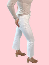 Dream Weaver Optic White Crop Flare