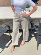 Slouchy Crop Barrel - Almond