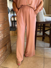 Textured Solid Pocket Pants - Foundation