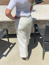 Slouchy Crop Barrel - Almond