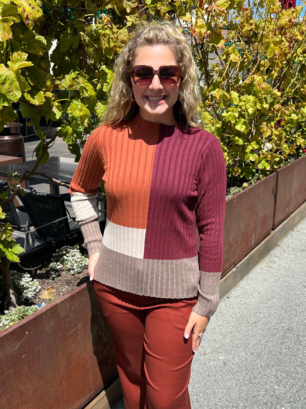 Mock Neck Pullover BRCLO