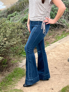 Hannah Flare High Rise