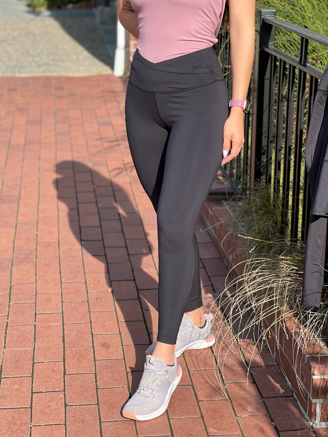 V-Cross High Waisted Legging